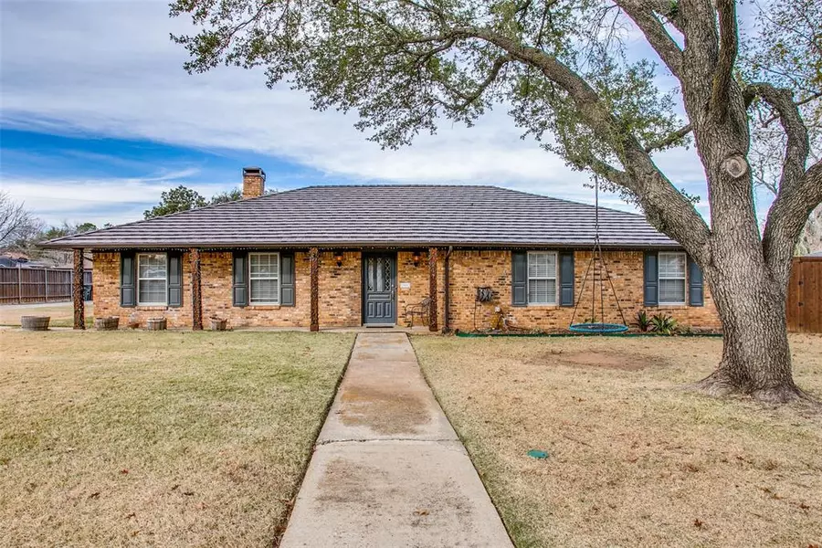 217 Bexar Drive, Highland Village, TX 75077