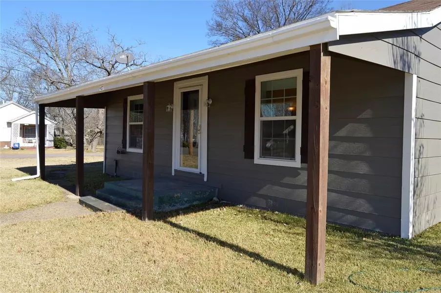 907 Branch Street, Greenville, TX 75401