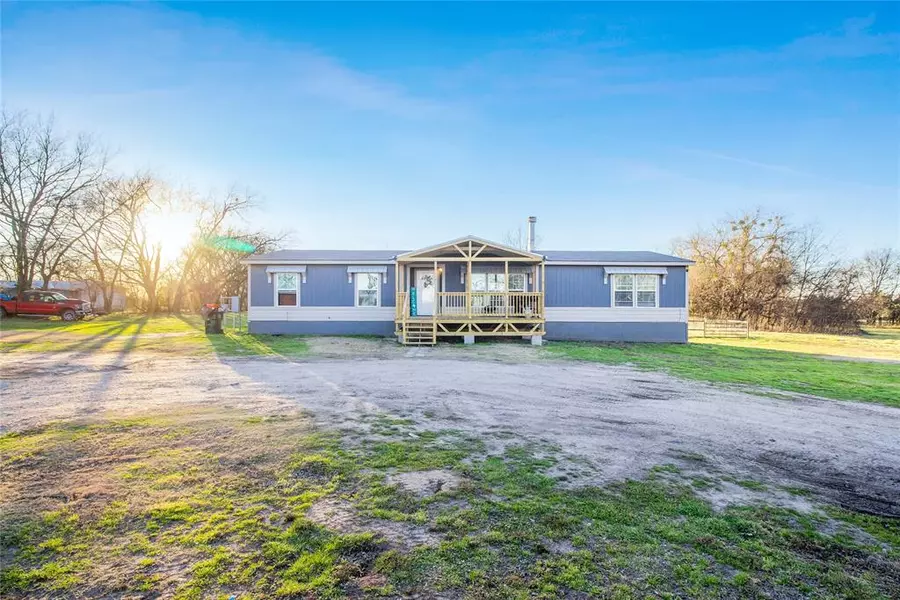 1612 County Road 4109, Campbell, TX 75422