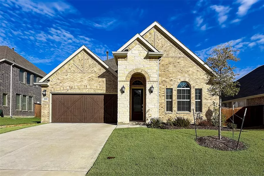 3305 Brookglen Drive, Lewisville, TX 75010