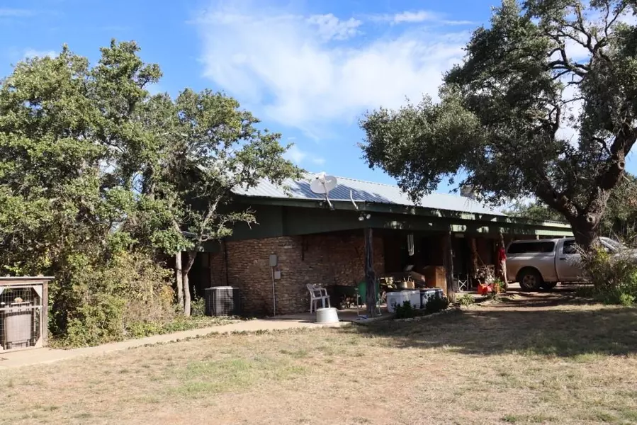 1215 County Road 128, Santa Anna, TX 76878