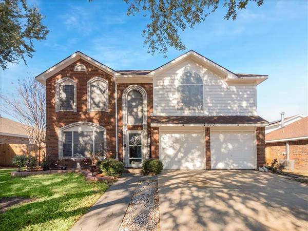 2317 Belton Drive, Arlington, TX 76018