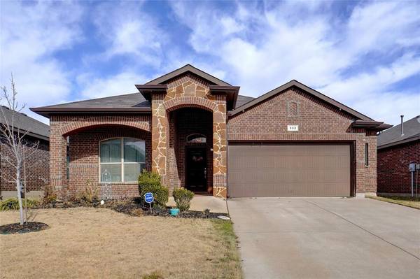 332 Branding Iron Trail, Fort Worth, TX 76131