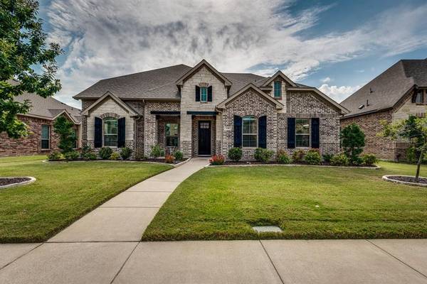 136 Cool Brook Drive, Red Oak, TX 75154