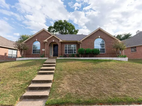 3313 Creek Meadow Lane, Garland, TX 75040