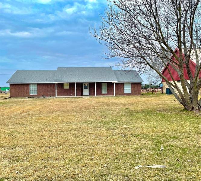 6900 County Road 487, Nevada, TX 75173