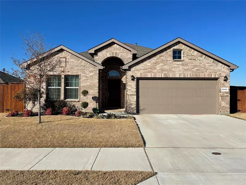 9245 Pepper Grass Drive, Fort Worth, TX 76131