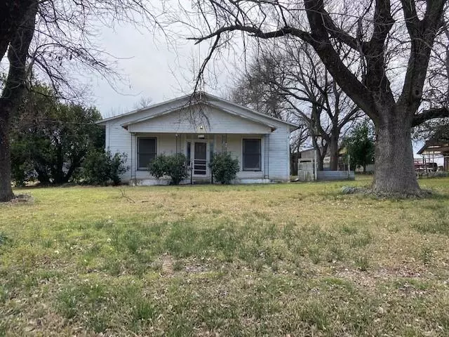 311 School House Road, Paradise, TX 76073