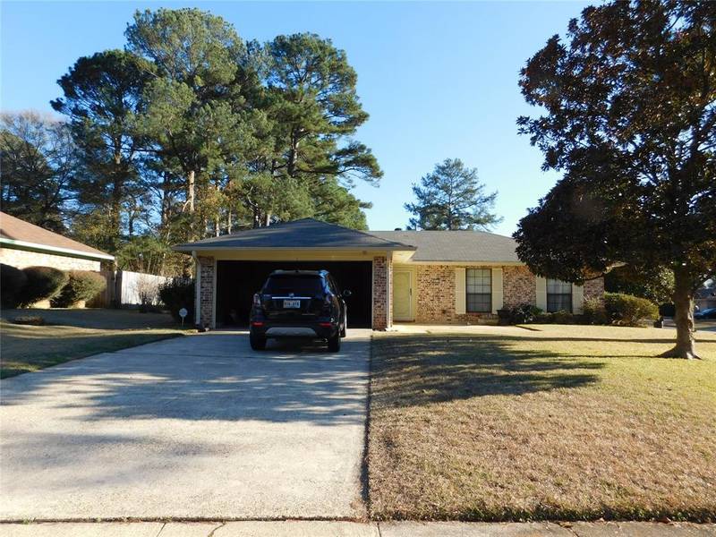 3013 Lone Oak Drive, Shreveport, LA 71118