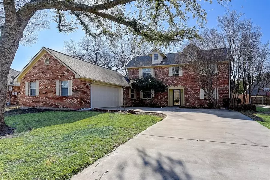 2206 Elmhurst Street, Rowlett, TX 75088