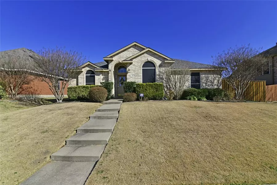 3020 Daybreak Trail, Mesquite, TX 75181