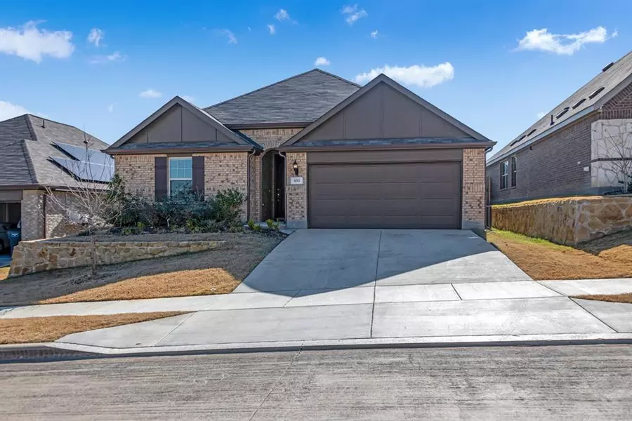 433 Pheasant Hill Lane, Fort Worth, TX 76028