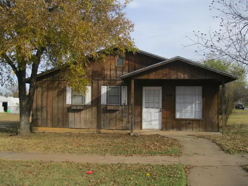 200 N Miller Avenue, Breckenridge, TX 76424