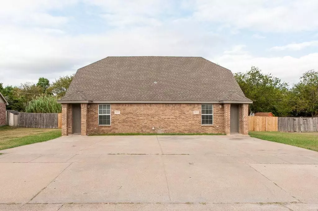 Mansfield, TX 76063,317 Queens Court S