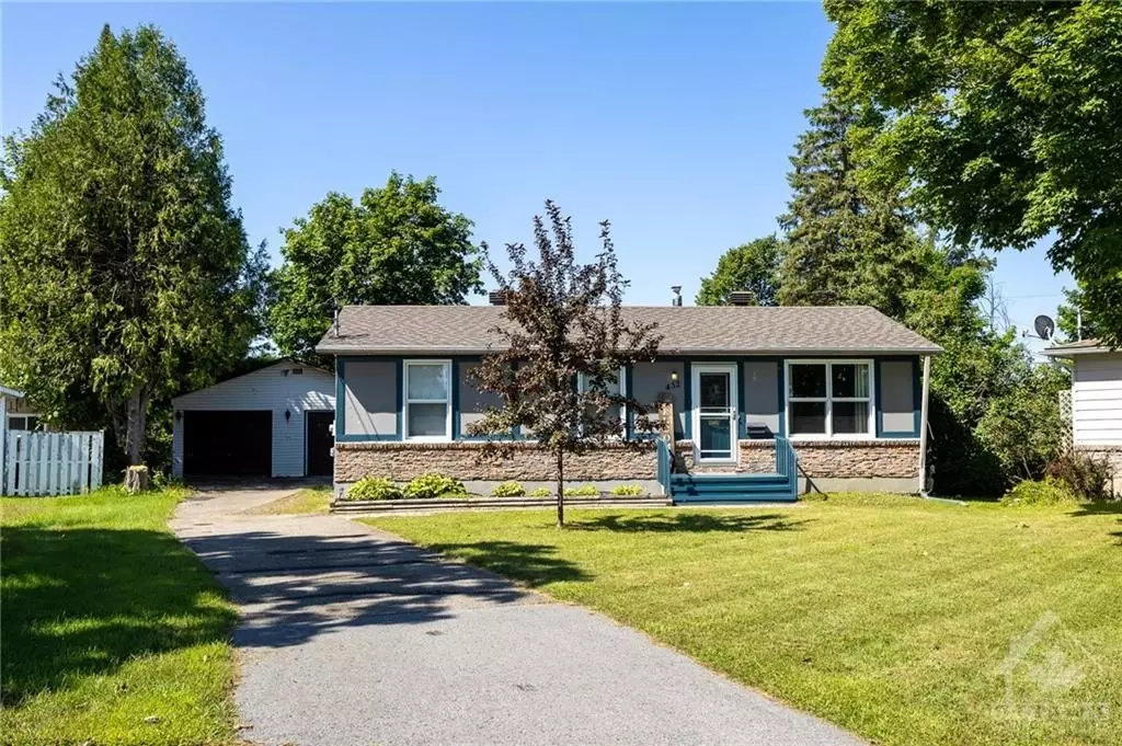 Lanark, ON K7C 2G3,432 PATTIE DR