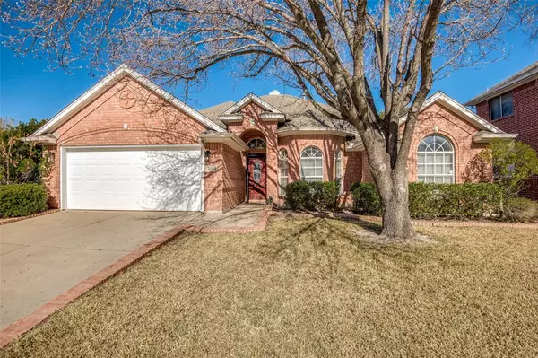 3165 Waterside Drive, Arlington, TX 76012