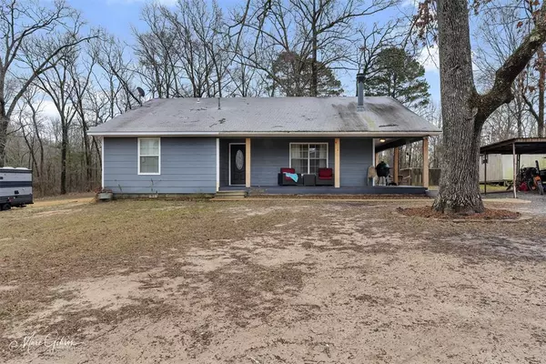 9251 N La Hwy 169, Mooringsport, LA 71060