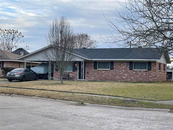 2121 Venus Drive, Bossier City, LA 71112