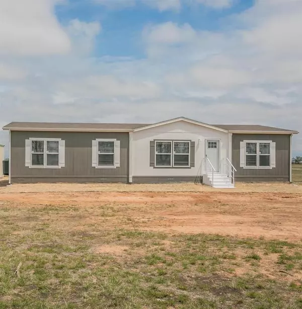 3313 Evergreen Drive, Granbury, TX 76048