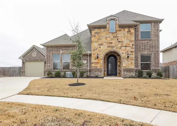 5108 Weshire Drive, Mansfield, TX 76063