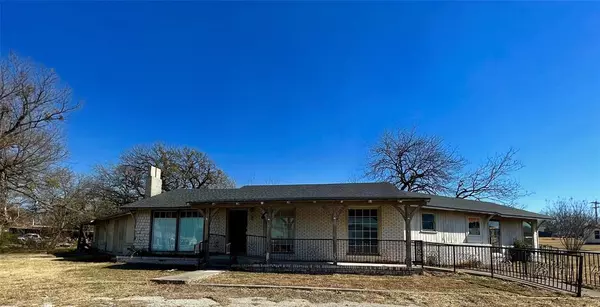 904 13th Street, Bridgeport, TX 76426