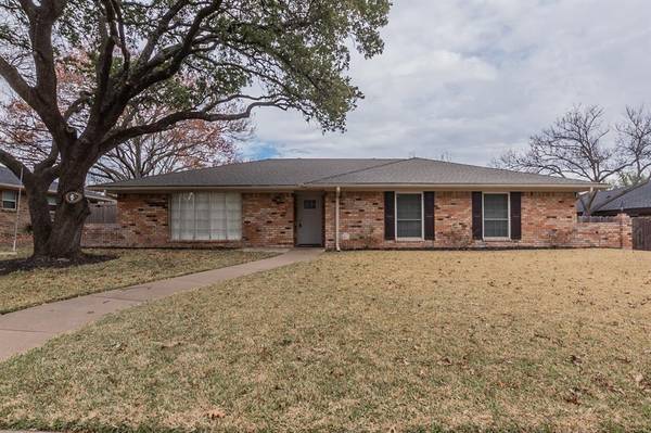 2401 Westridge Drive, Plano, TX 75075