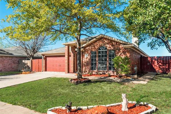 400 Lonestar Park Lane, Ponder, TX 76259