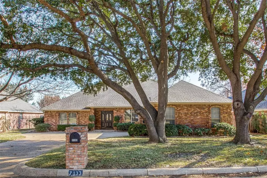 7133 Quail Ridge Road, Fort Worth, TX 76132