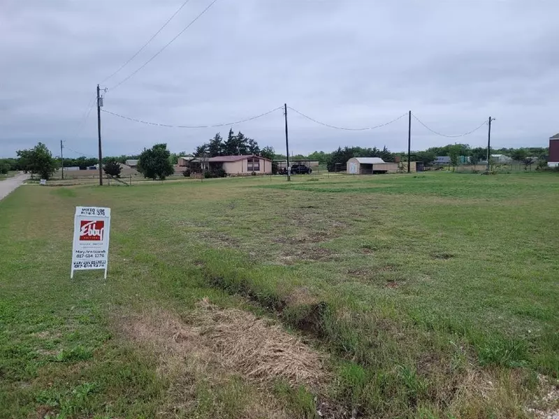 17541 Matany Road, Justin, TX 76247