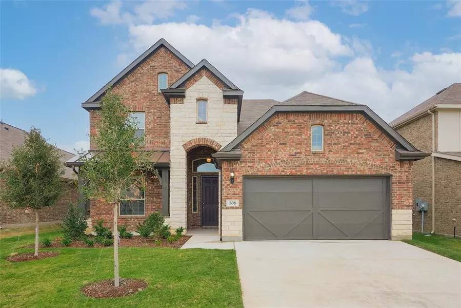 508 Pheasant Hill Lane, Fort Worth, TX 76028