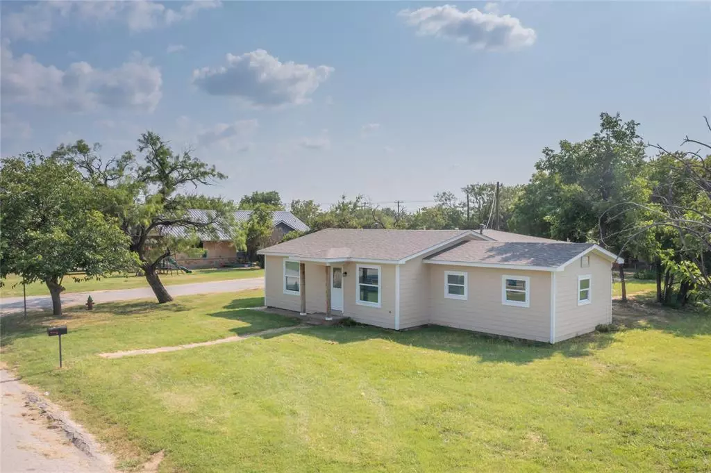 Breckenridge, TX 76424,901 N Live Oak Street