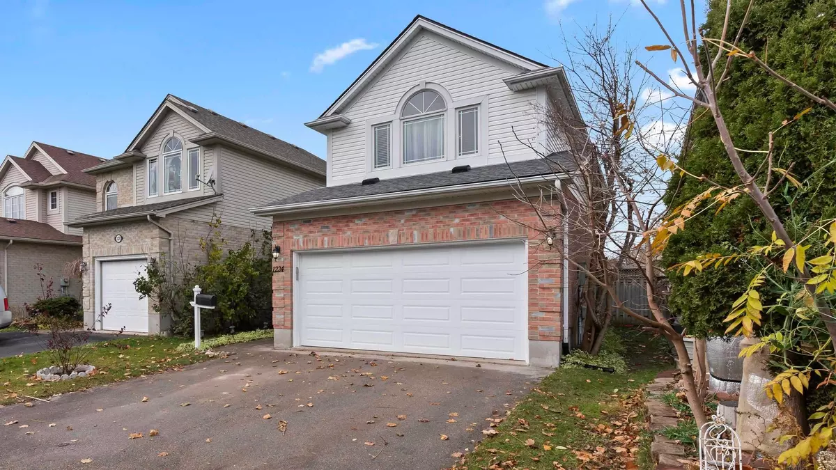 Middlesex, ON N5Y 5V4,1224 Blackmaple DR