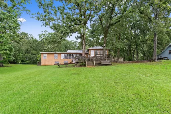 244 W Pr 362,  Fairfield,  TX 75840