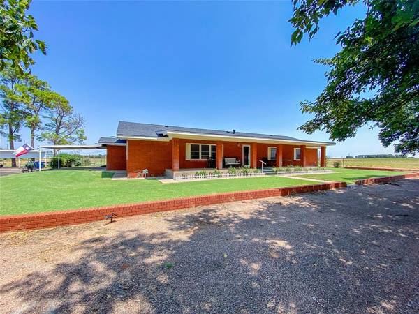 13017 State Hwy 6 S, Knox City, TX 79529