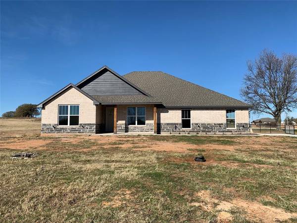 458 Pine Road, Poolville, TX 76487