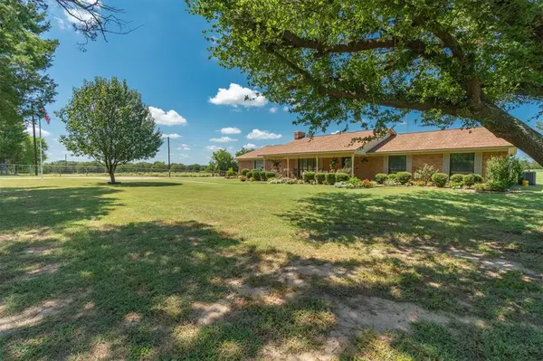 4586 Fm 779, Mineola, TX 75773