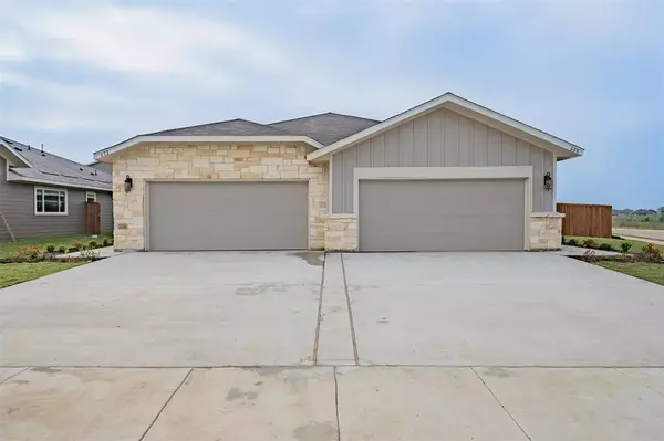 700-704 Blackland Drive, Venus, TX 76084