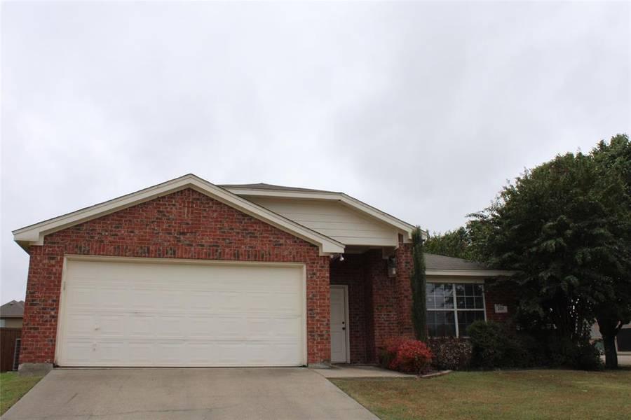 201 Angelina Drive, Crandall, TX 75114