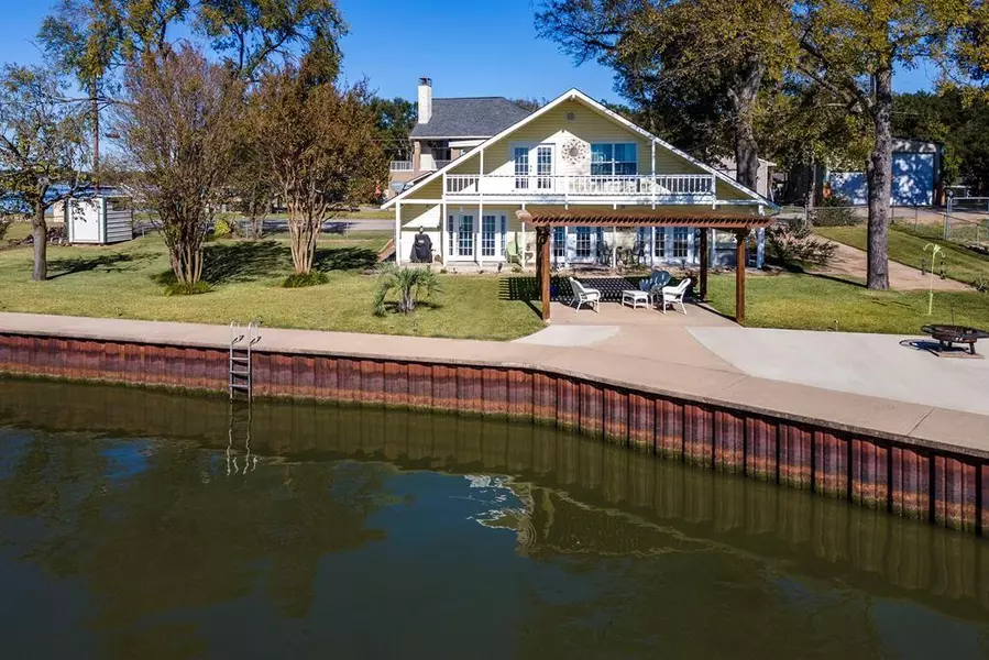 239 Loon Bay Drive, Gun Barrel City, TX 75156