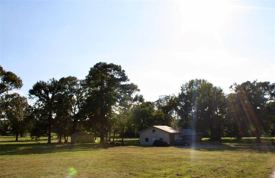 14716 County Road 3605, Brownsboro, TX 75756