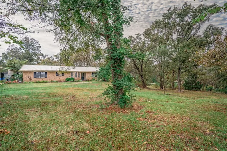 6352 Green Hills Road, Gilmer, TX 75645