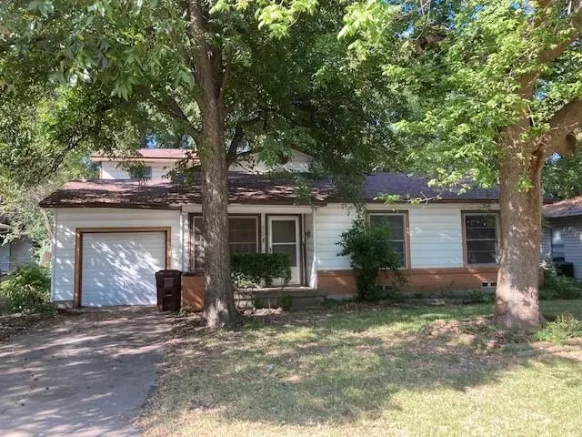 Denton, TX 76201,908 Crescent Street