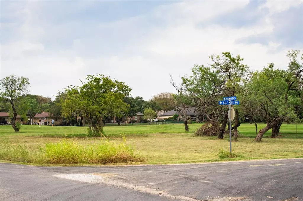 Runaway Bay, TX 76426,TBD Half Moon Way