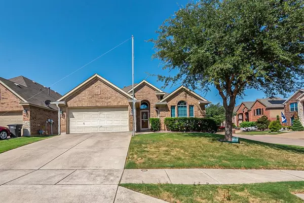 8300 Orchard Creek Road, Fort Worth, TX 76123