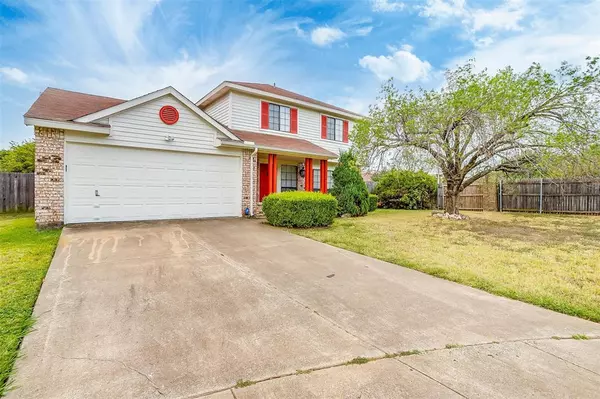 3417 Forest Creek Drive, Fort Worth, TX 76123