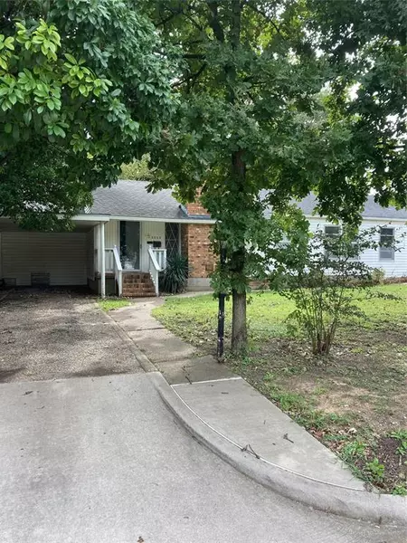 1112 E Elm Street, Hillsboro, TX 76645