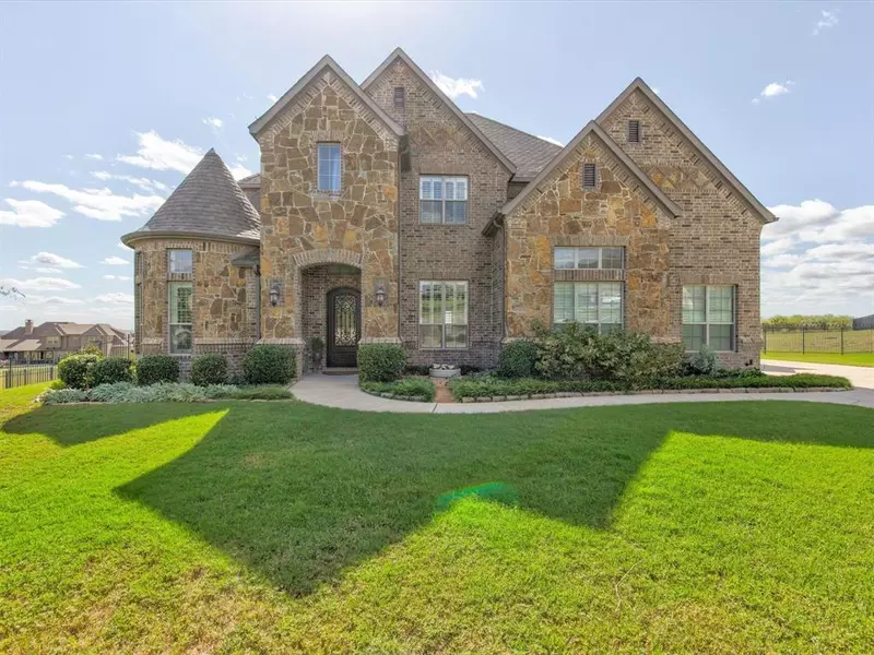 7757 Bella Milano Drive, Fort Worth, TX 76126