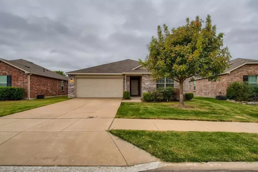 1704 Abby Creek Drive, Little Elm, TX 75068