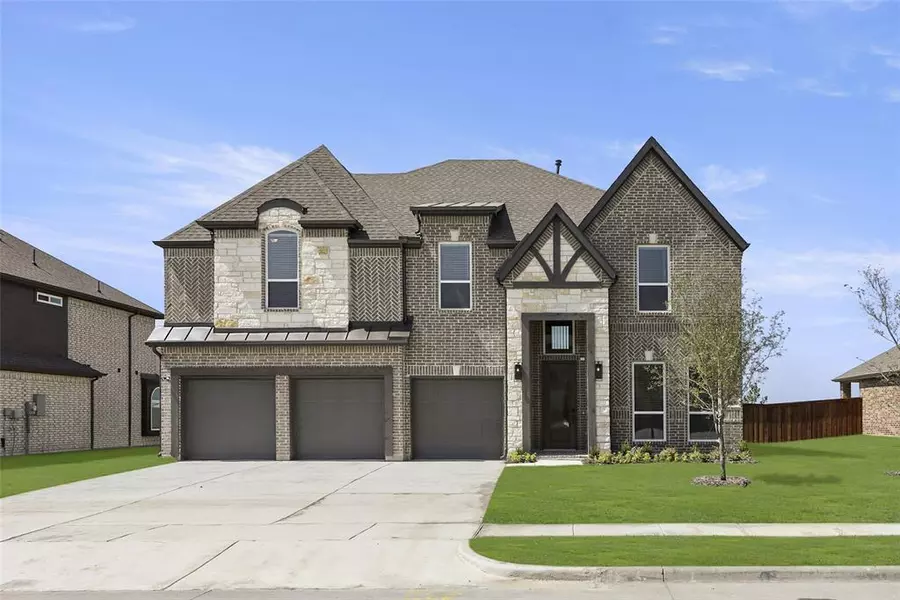 829 Blue Heron Drive, Forney, TX 75126