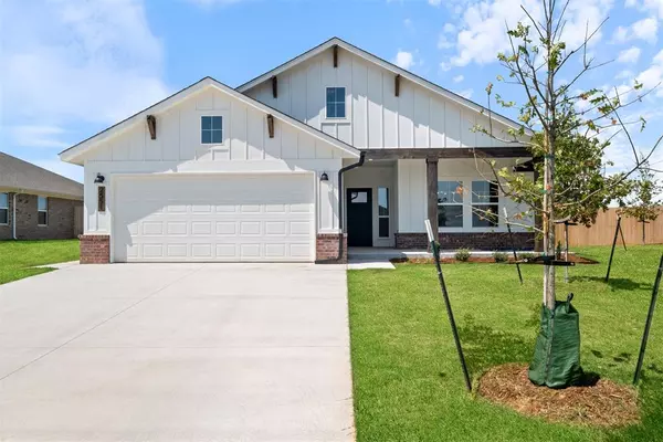 2551 Erin Way, Blanchard, OK 73010